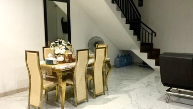 Rumah Siap Huni di Area Banjar Wijaya, Tangerang, LT 121m²