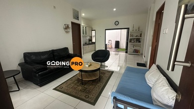 Hunian Mewah di Pondok Aren, Tangerang Selatan, 4 KT, LT 120m²