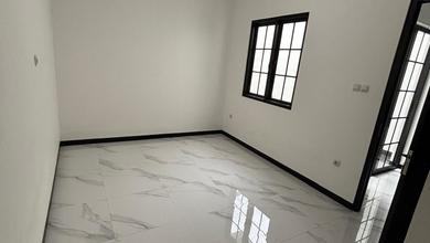 Rumah Siap Huni di Kawasan Ciputat Timur, Tangerang Selatan, LT 108m²