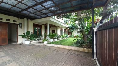 Hunian Elite di Kawasan Pancoran, Jakarta Selatan, LB 400m², Harga 15 Miliar