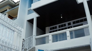 Rumah Dijual di Sarijadi, Bandung, LB 250m², Harga Terbaik!