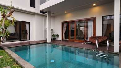 Rumah Area Premium Pondok Labu, Jakarta Selatan - Harga Menarik 10,5 Miliar