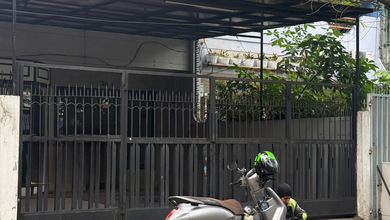 Rumah Toko 2 Lantai Terawat Bagus Strategis Tanjung Duren Jakarta Barat