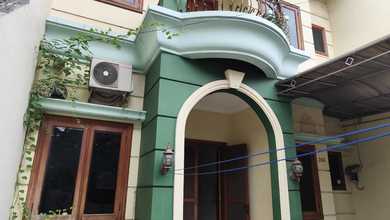 Hunian Elegan di Tanjung Duren, Jakarta Barat, 5 KT, LT 152m²
