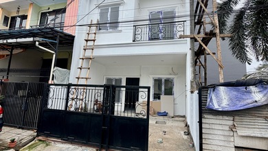 Rumah Prestisius di Kawasan Duri Kepa, Jakarta Barat, LB 144m², Harga 2,95 Miliar