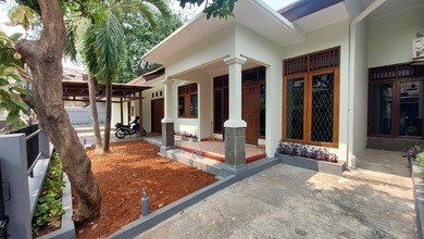 Hunian Prestisius di Kawasan Kemanggisan, Jakarta Barat, LB 250m², Harga 7,3 Miliar