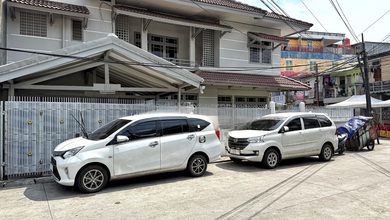 Kesempatan Langka, rumah Mewah di Taman Ratu, Jakarta Barat, LB 270m²