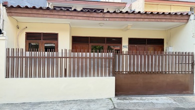 Rumah Sewaan Murah di Tanjung Duren, Jakarta Barat, 3 KT, Harga 80 Juta /tahun
