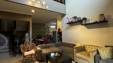 Kesempatan Langka, rumah Prestisius di Kemanggisan, Jakarta Barat, LB 250m²