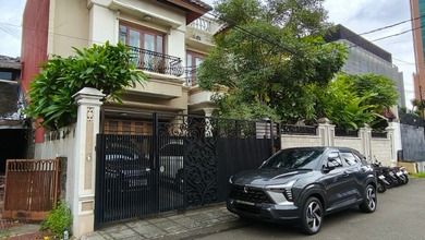 For Sale rumah Eksklusif di Slipi, Jakarta Barat - LT 432m²