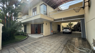 Rumah Area Premium Kedoya, Jakarta Barat - Harga Menarik 5,95 Miliar