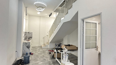 Dijual Rumah Strategis di Tanjung Duren, Jakarta Barat - LT 52m²