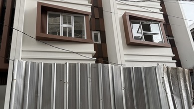 Jual Rumah Strategis di Tanjung Duren, Jakarta Barat - LT 38m²