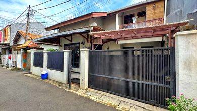 Rumah Modern Luas 121 Jual area Tanjung Duren, Jakarta Barat