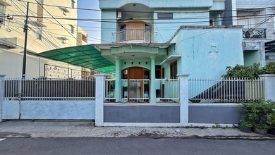 Rumah Area Luxury Grogol, Jakarta Barat - Harga Menarik 5 Miliar