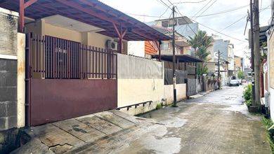 Rumah Premium Luas 120 Jual area Green Ville, Jakarta Barat