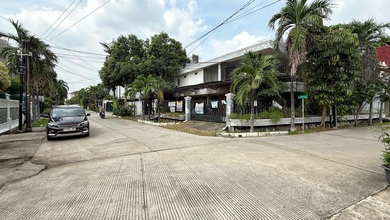 Rumah Area Luxury Sunrise Garden, Jakarta Barat - Harga Terbaik 7,5 Miliar