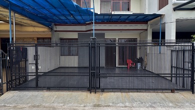 For Sale rumah Mewah di Taman Ratu, Jakarta Barat - LT 119m²