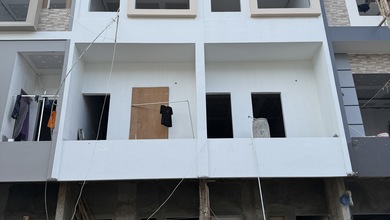 Rumah Idaman di Jelambar, Jakarta Barat, 3 KT, Harga 2,4 Miliar