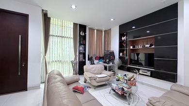 Penawaran Langka, rumah Mewah di Tomang, Jakarta Barat, LB 240m²