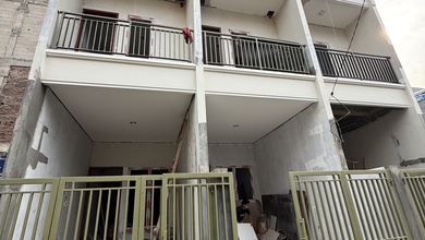 Rumah Dijual di Duri Kepa, Jakarta Barat, LB 72m², Harga Terbaik!