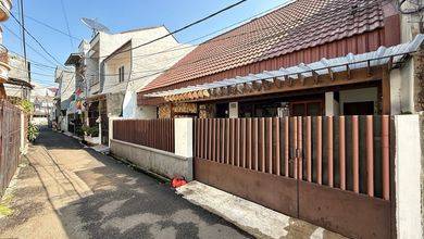 Rumah Modern LT 112 Jual area Tanjung Duren, Jakarta Barat