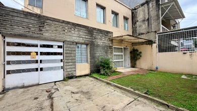 Dikontrakkan Rumah Terjangkau di Tanjung Duren, Jakarta Barat, LT 220m²