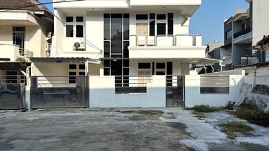 Rumah Area Premium Green Ville, Jakarta Barat - Harga Menarik 4,25 Miliar