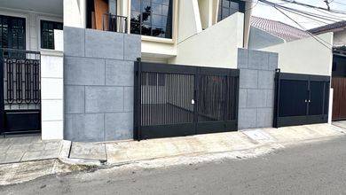 Jual Rumah Mewah Luas 90 m2 Area Tomang, Jakarta Barat