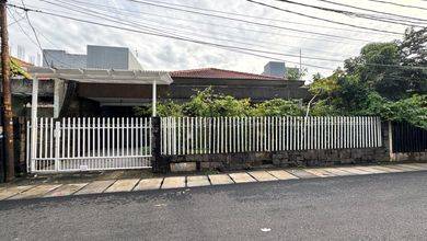 Jual Cepat Rumah Elit area Duri Kepa, Jakarta Barat, LT 300 m2
