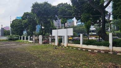 Tanah Plus Bangunan Komersil Bisa Bangun 9 Lantai Super Strategis Jalan S. Parman Jakarta Barat