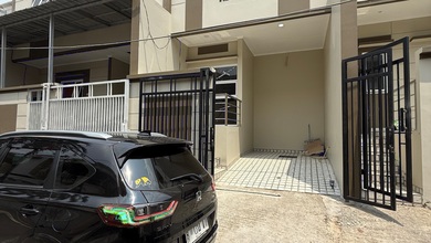 Dijual rumah Eksklusif di Green Ville, Jakarta Barat - LT 65m²