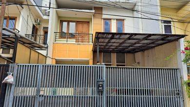 Rumah Premium area Taman Ratu, Jakarta Barat, Luas 138 m2