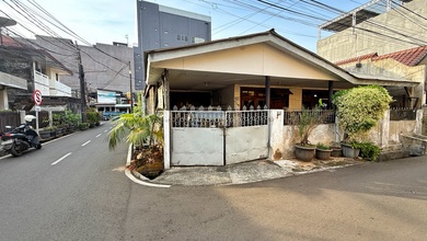Hunian Mewah di Tomang, Jakarta Barat, 3 Kamar Tidur, LT 165m²