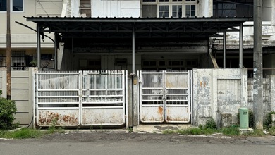 Rumah Dijual di Taman Ratu, Jakarta Barat, LB 252m², Harga Terbaik!