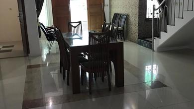 For Sale rumah Premium di Tanjung Duren, Jakarta Barat - LT 143m²