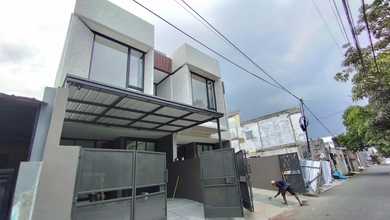 Promo Rumah di Cengkareng, Jakarta Barat, LB 125m², Harga 2,15 Miliar