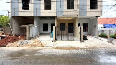 Rumah Dijual di Duri Kepa, Jakarta Barat, LB 110m², Harga Kompetitif!