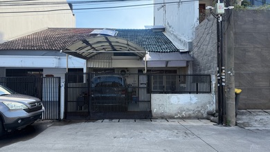 Rumah Siap Pakai di Kawasan Taman Ratu, Jakarta Barat, LT 132m²