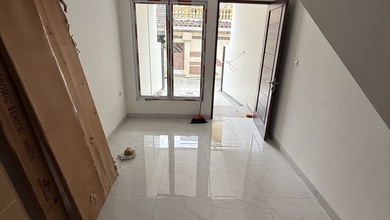 Rumah Siap Huni di Kawasan Duri Kepa, Jakarta Barat, LT 39m²