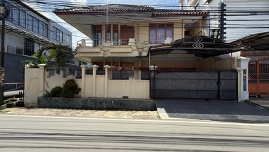 For Sale rumah Premium di Tanjung Duren, Jakarta Barat - LT 325m²