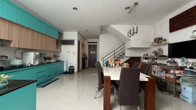 For Sale rumah Eksklusif di Taman Ratu, Jakarta Barat - LT 105m²