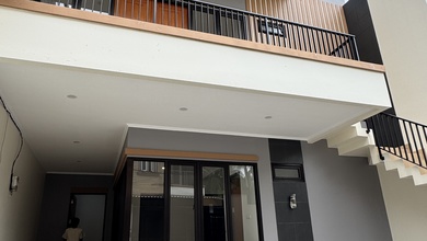 Kesempatan Eksklusif, rumah Prestisius di Muara Karang, Jakarta Utara, LB 300m²