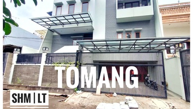 Hunian Mewah di Tomang, Jakarta Barat, 8 Kamar Tidur, LT 300m²