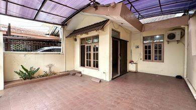 Jual Rumah Eksklusif LT 105 m2 Area Duri Kepa, Jakarta Barat