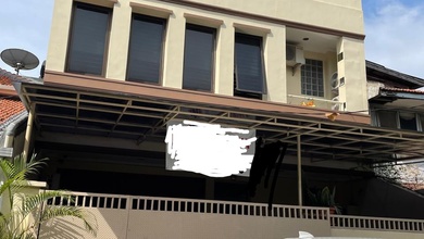 Ruko 4.5 Lantai Terawat Petojo Dekat Roxy Jakarta Pusat