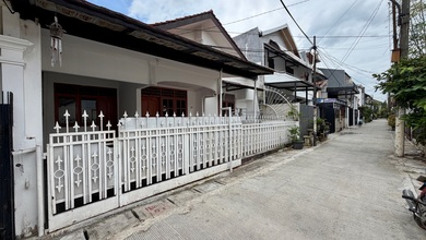 Dikontrakkan Rumah Murah di Green Ville, Jakarta Barat, LT 135m²