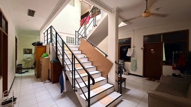 Rumah 300M2 Bonus Usaha Kost Tanjung Duren Raya Jakarta Barat