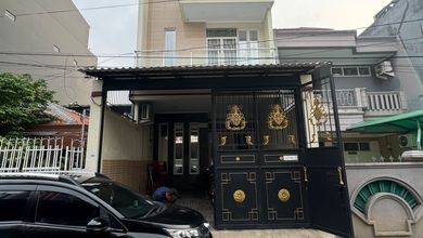 Rumah Mewah Luas 113 m2, area Jelambar, Jakarta Barat