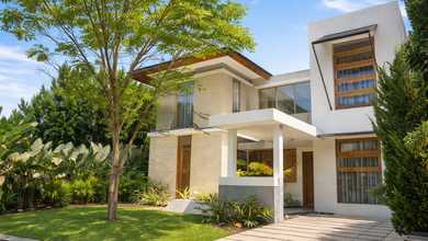 Hunian Mewah di BSD, Tangerang Selatan, 5 Kamar Tidur, LT 252m²